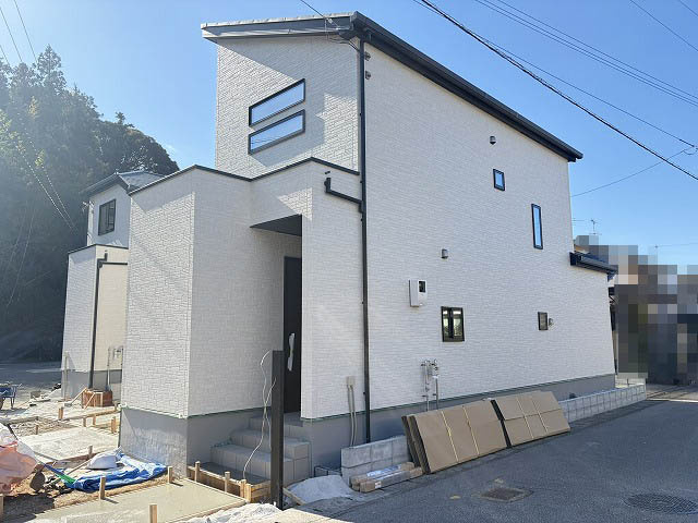 南国市緑ヶ丘　新築戸建　1号棟（全2区画）の完成予想図|１号棟