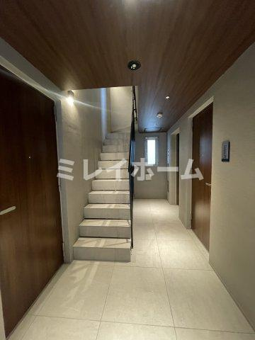 EDIT大森のロビー