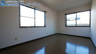 【その他】 | 甲府市飯田5丁目　平成8年築中古戸建 大変綺麗な内外装 | 3階洋室