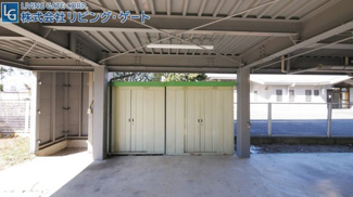 【その他】 | 甲府市飯田5丁目　平成8年築中古戸建 大変綺麗な内外装 | 1階ピロティ部分