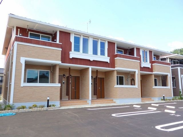 ワイズ・コートⅢの外観