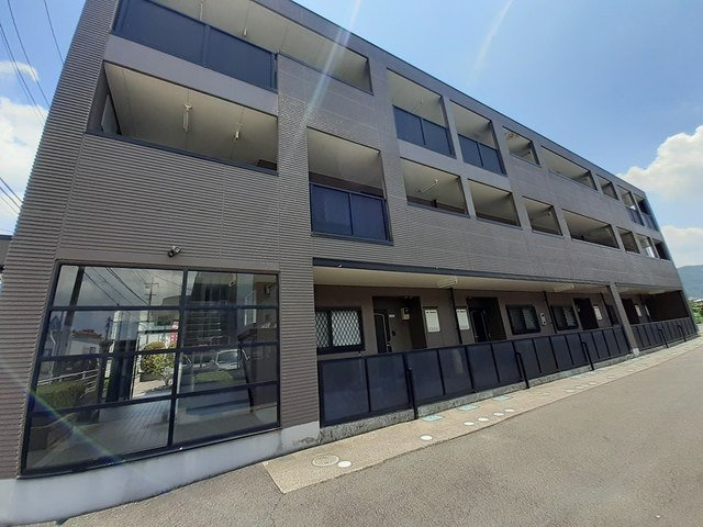 エスポワール吉田の外観