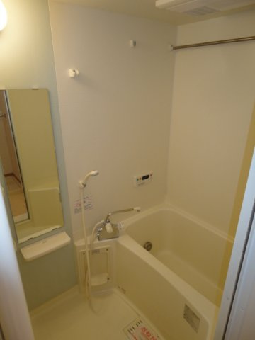 優翔（ゆうしょう）の浴室