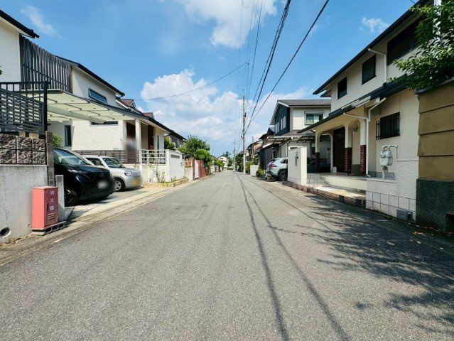 【前面道路含む現地写真】 | 大原野西竹の里一丁目　一戸建