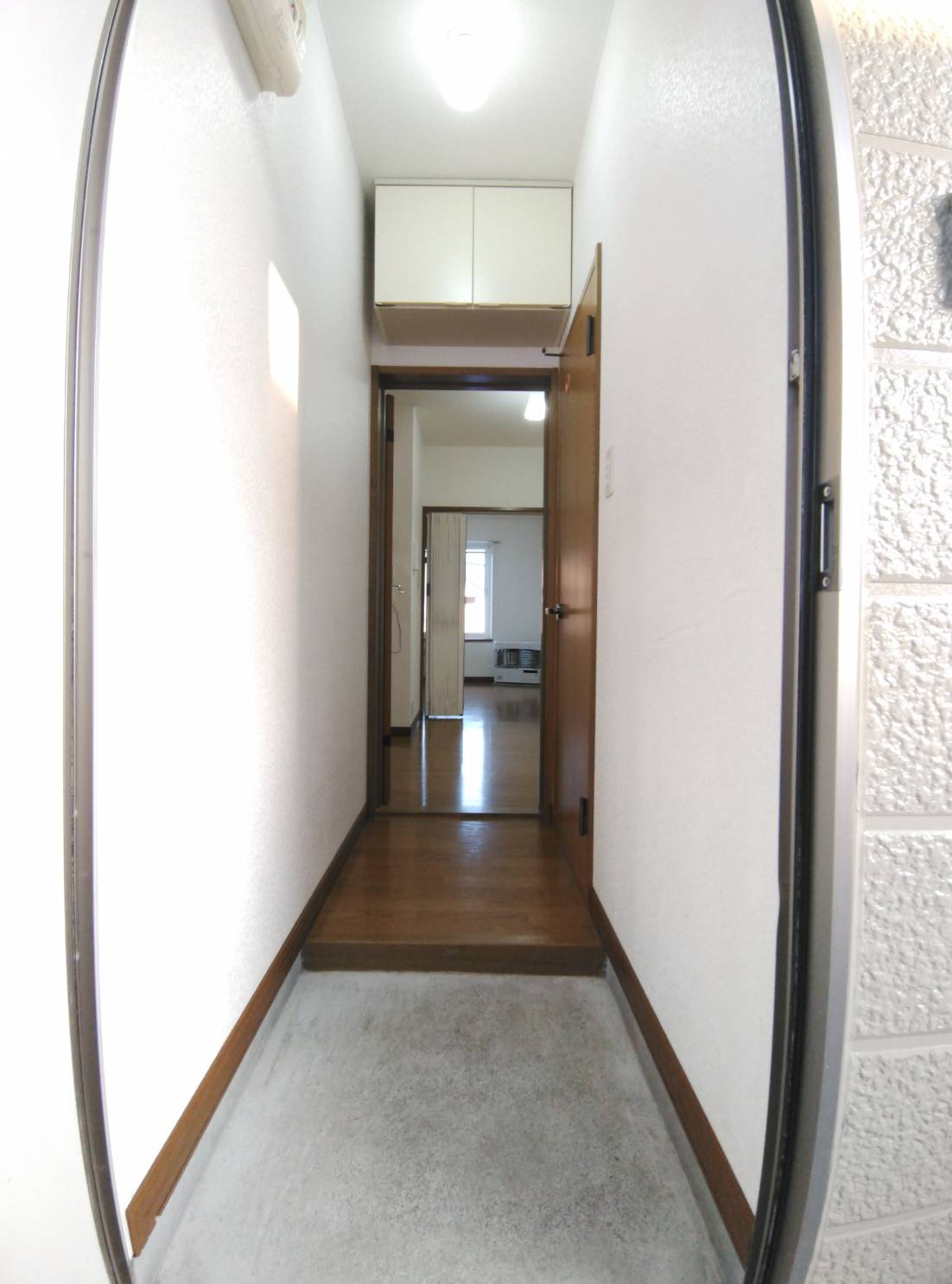 ハウスルピナスの玄関