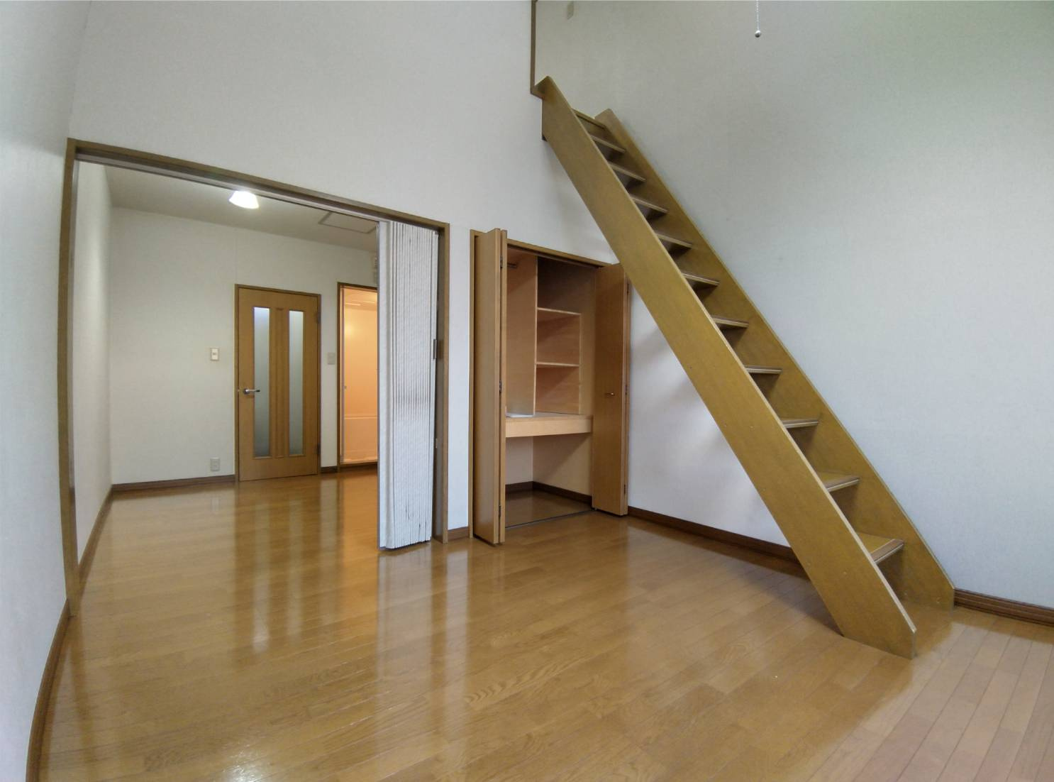 ハウスルピナスの居間・リビング