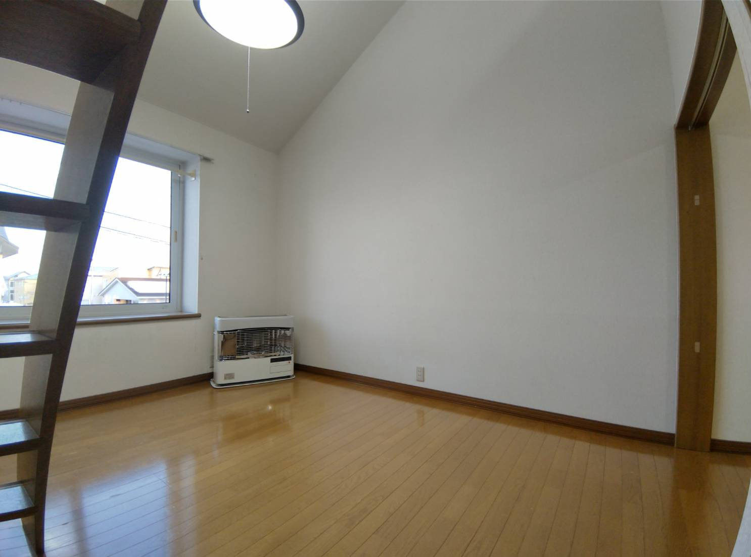 ハウスルピナスの居間・リビング