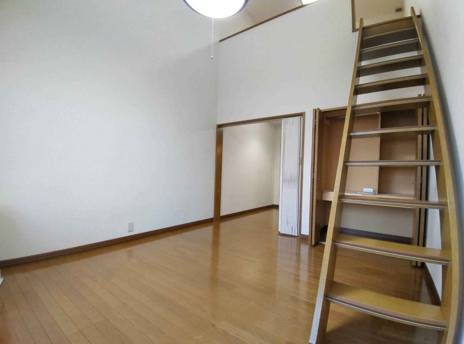 ハウスルピナスの居間・リビング