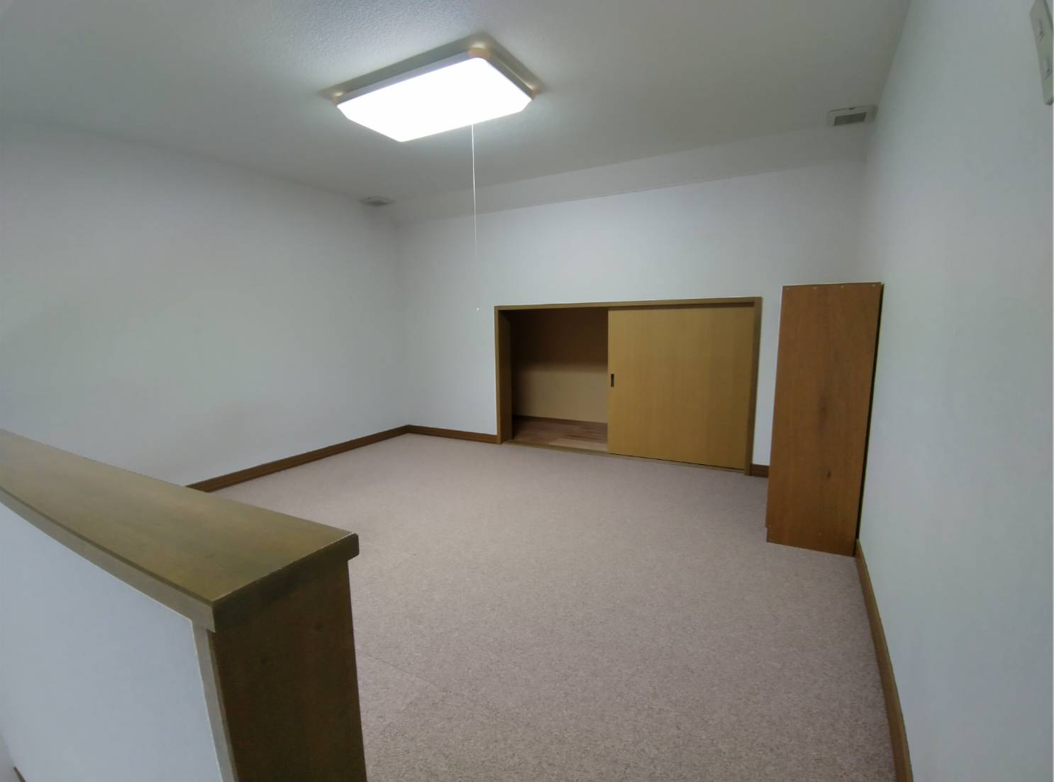 ハウスルピナスの洋室