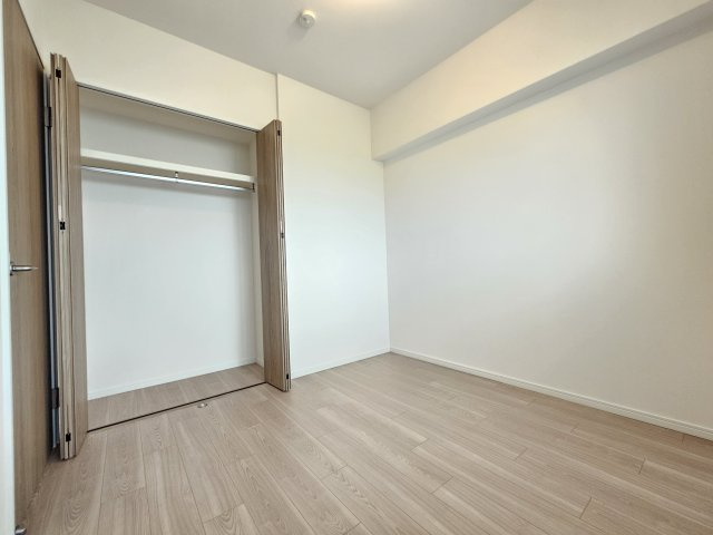 ローレルスクエア木津川台第1期4番館の洋室