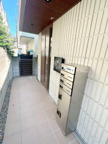 Ｆｉｏｒｅのエントランス|★オートロック完備★