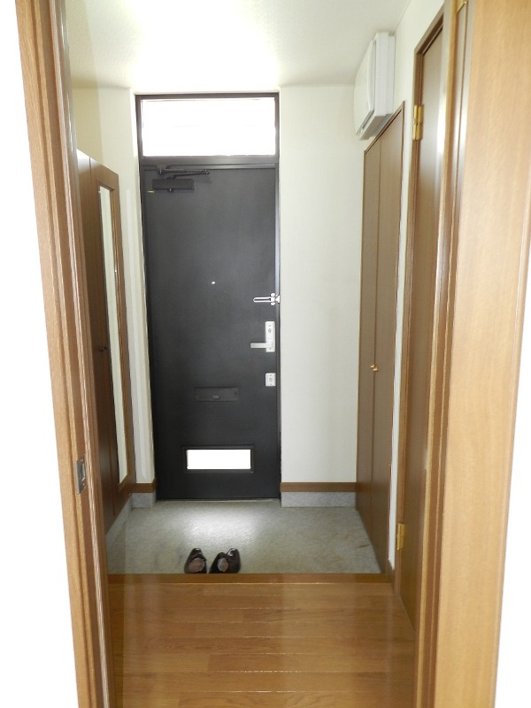 シャルメール　の玄関