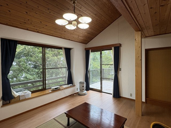 【居間・リビング】 | 東急天城高原別荘地　戸建