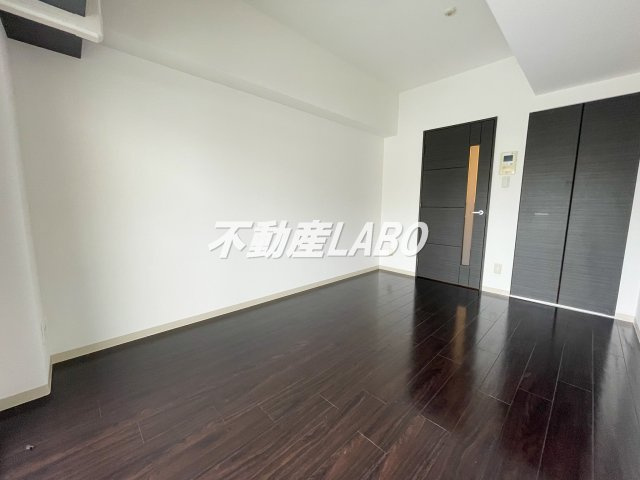 エスリードコート難波ウエストの居間・リビング