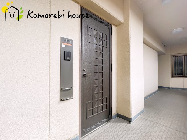 サンフィール大宮宮原の玄関|10/28　撮影