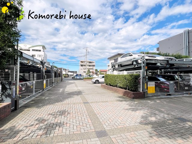 サンフィール大宮宮原の駐車場|10/28　撮影