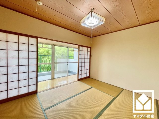 エクセルハイツ新田辺本館の和室