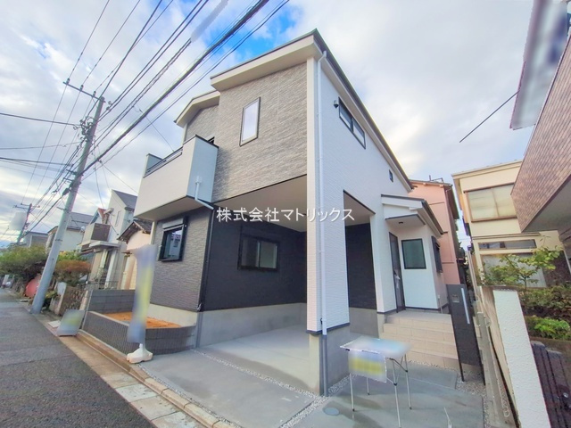 練馬区春日町2丁目　ZEH水準　車庫付ハイグレード住宅の外観