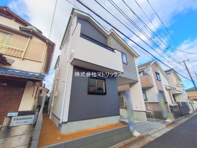 練馬区春日町2丁目　ZEH水準　車庫付ハイグレード住宅の外観