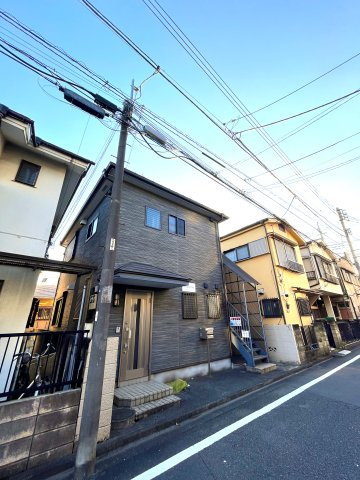 ウィスティアリアの外観