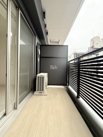 ソルテラスOSAKA緑橋クレアストのバルコニー