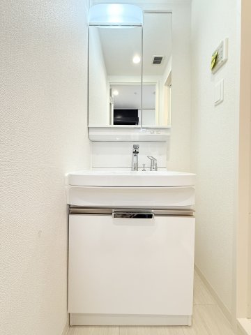 ソルテラスOSAKA緑橋クレアストの洗面所