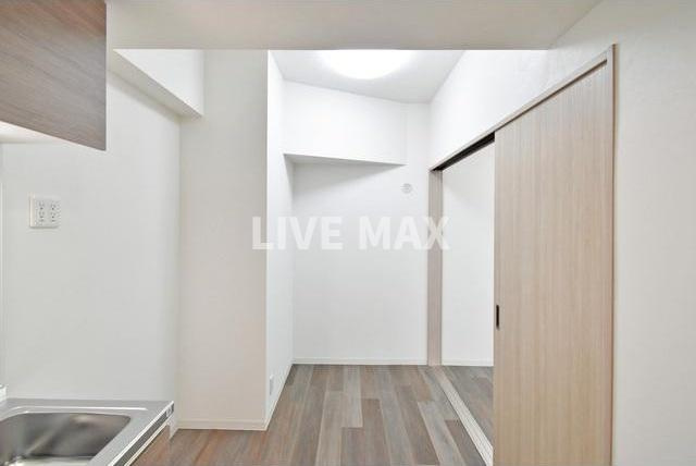 【居間・リビング】ARCA西京極