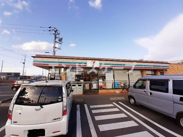 トレヴィⅠの周辺|セブンイレブン前橋問屋町店まで550m
高崎、前橋のお部屋探しはエンドスケープまで！お客様の理想お聞かせ下さい♪