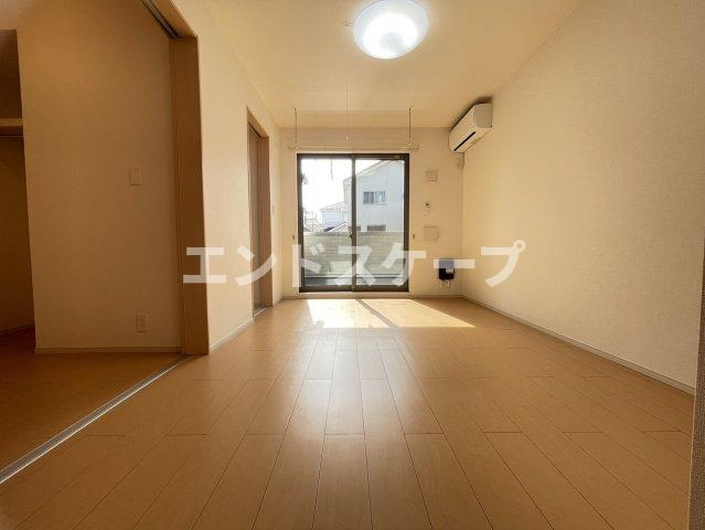 トレヴィⅠの居間・リビング|高崎、前橋のお部屋探しはエンドスケープまで！お客様の理想お聞かせ下さい♪