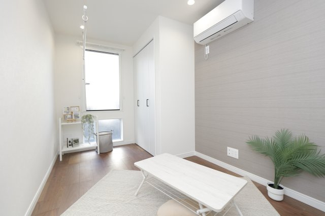 CFジオーレ小岩クレストの洋室