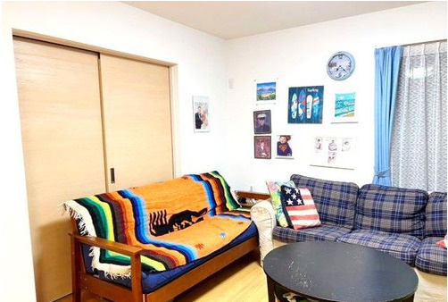 野田市清水公園東2丁目　中古戸建　平成26年築の居間・リビング