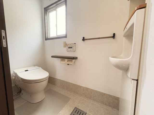 神戸市西区竹の台3丁目戸建のトイレ