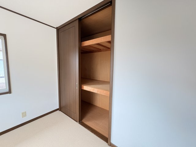 神戸市西区竹の台3丁目戸建の収納