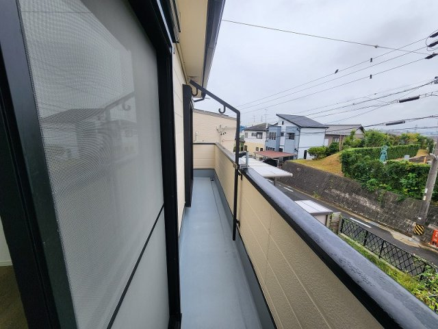 小牧市大字久保一色　中古戸建のバルコニー|明るく広々としたバルコニーです
