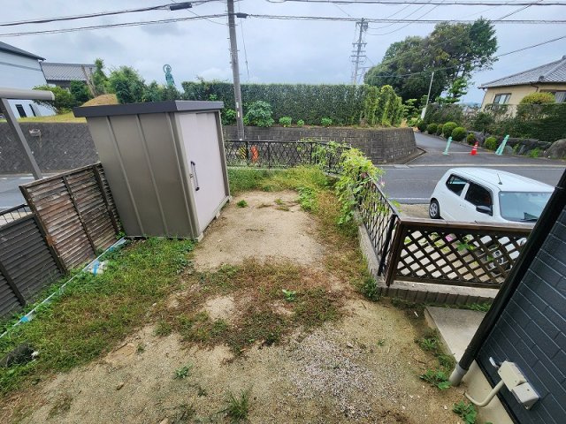 小牧市大字久保一色　中古戸建の庭|お庭で自由な時間を過ごせます