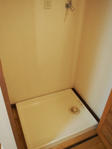 ふれあいハウス【キャッシュバック対象物件】の洗面所|内装もきれいです
