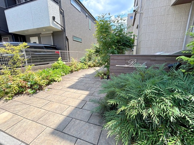 レガーロＷｅｓｔのエントランス