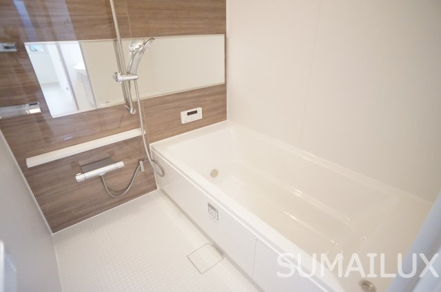 熊本市西区新土河原１丁目のアパートの浴室