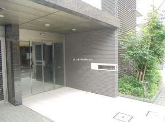 【外観】 | フォルテ荻窪 | 鉄筋コンクリート造のがっちりとした建物。