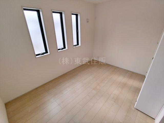 【洋室】 | 寄居町赤浜第4 | ２階西側６.0帖洋室　寝室にいかがでしょうか