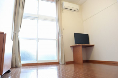 【居間・リビング】 | レオパレスジュネス０３