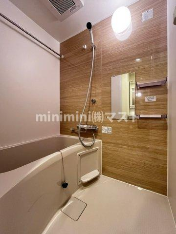 アドバンス難波南ワイズの浴室