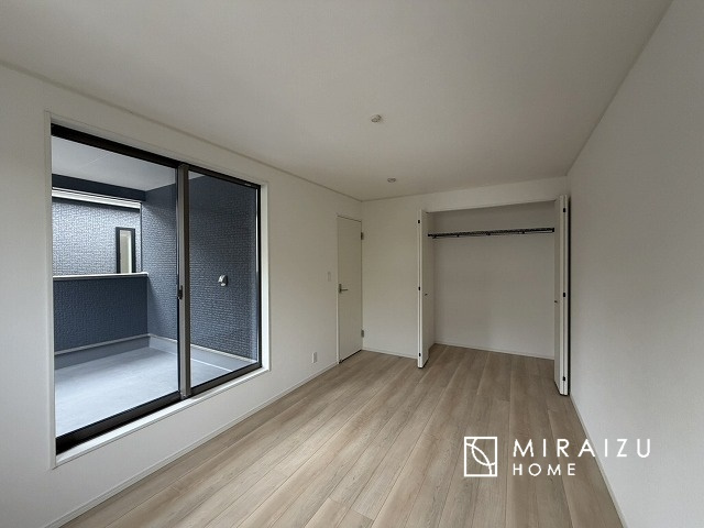 【収納】 | 日当たりの良いお家は嬉しいですよね。それぞれ価値観が分かれる箇所です、実際に内覧して日当たりの心地よさをご体感下さいね♪