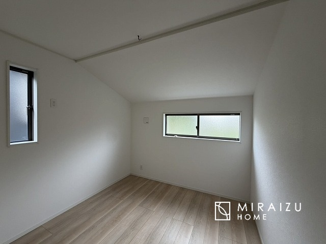 【子供部屋】 | 平日・休日問わず、いつでもご見学が出来ます♪☆実際に見て、触れて感じる安心のお住まい探しを体験して下さい♪☆物件情報だけでなく、地域の特色などなどエリア情報もお伝え出来たら嬉しいです♪