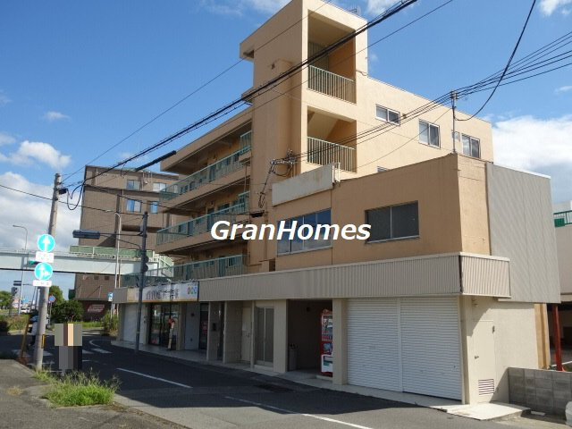 ラムール東二見の外観