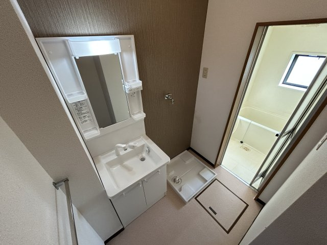 パセオ今田Ⅰの独立洗面台