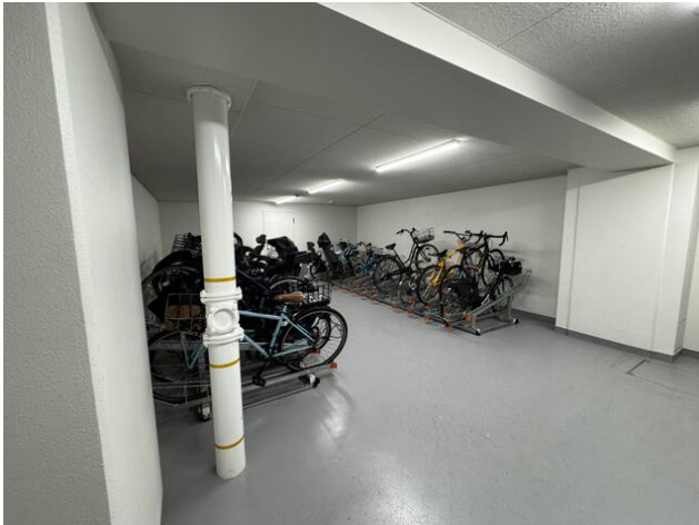 グレンドール新宿牛込柳町の駐輪場