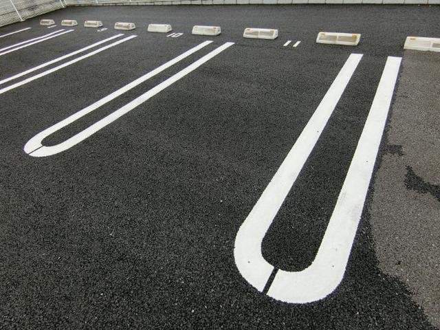 フランメゾン　Ⅱの駐車場