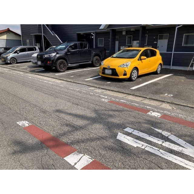 チェリーヒルの駐車場