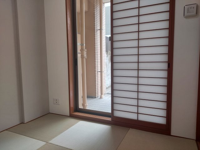 ファミール逆瀬川ザ・ガーデンの和室|和室約4.5帖